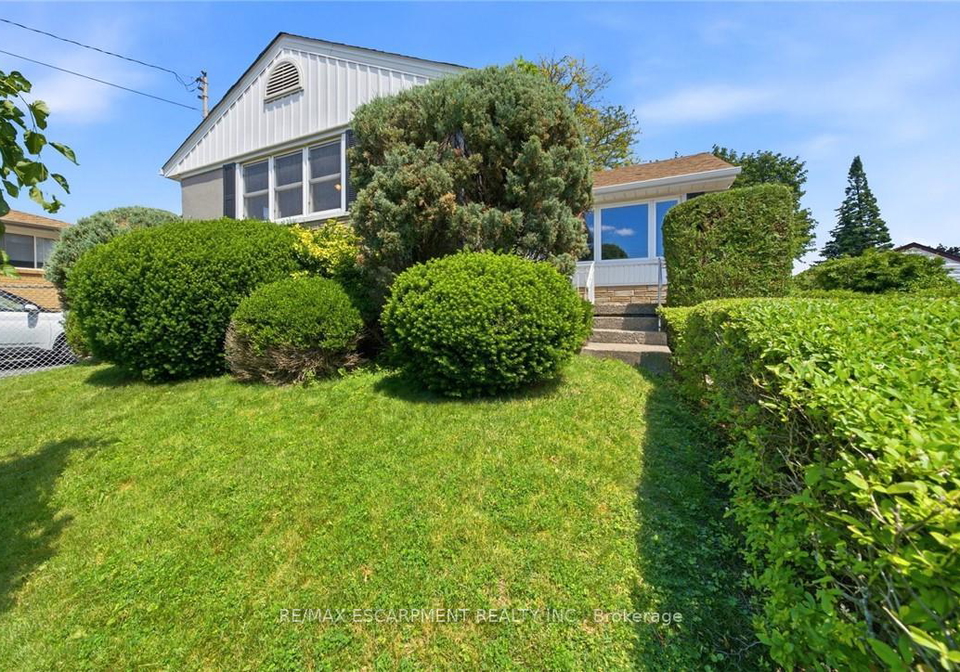 89-charlotte-street-hamilton-ontario-x13489580