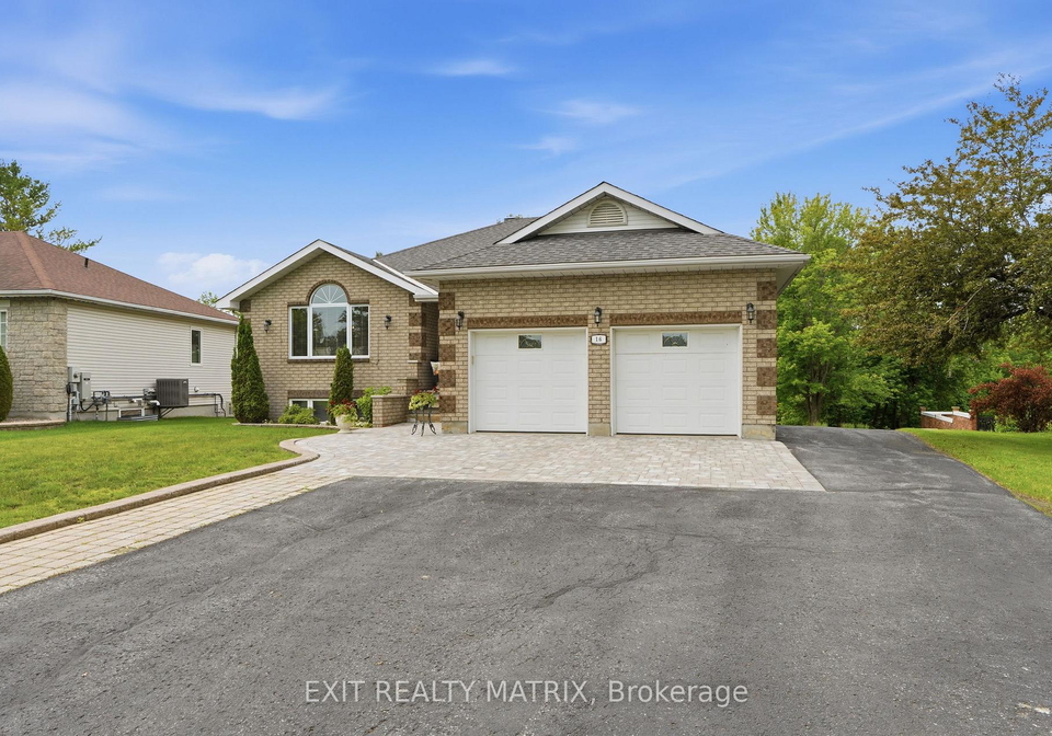 16-richelieu-street-russell-ontario-x13489754