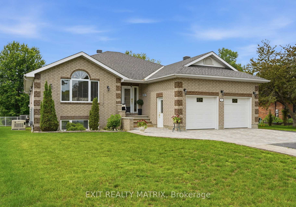 16-richelieu-street-russell-ontario-x13489754