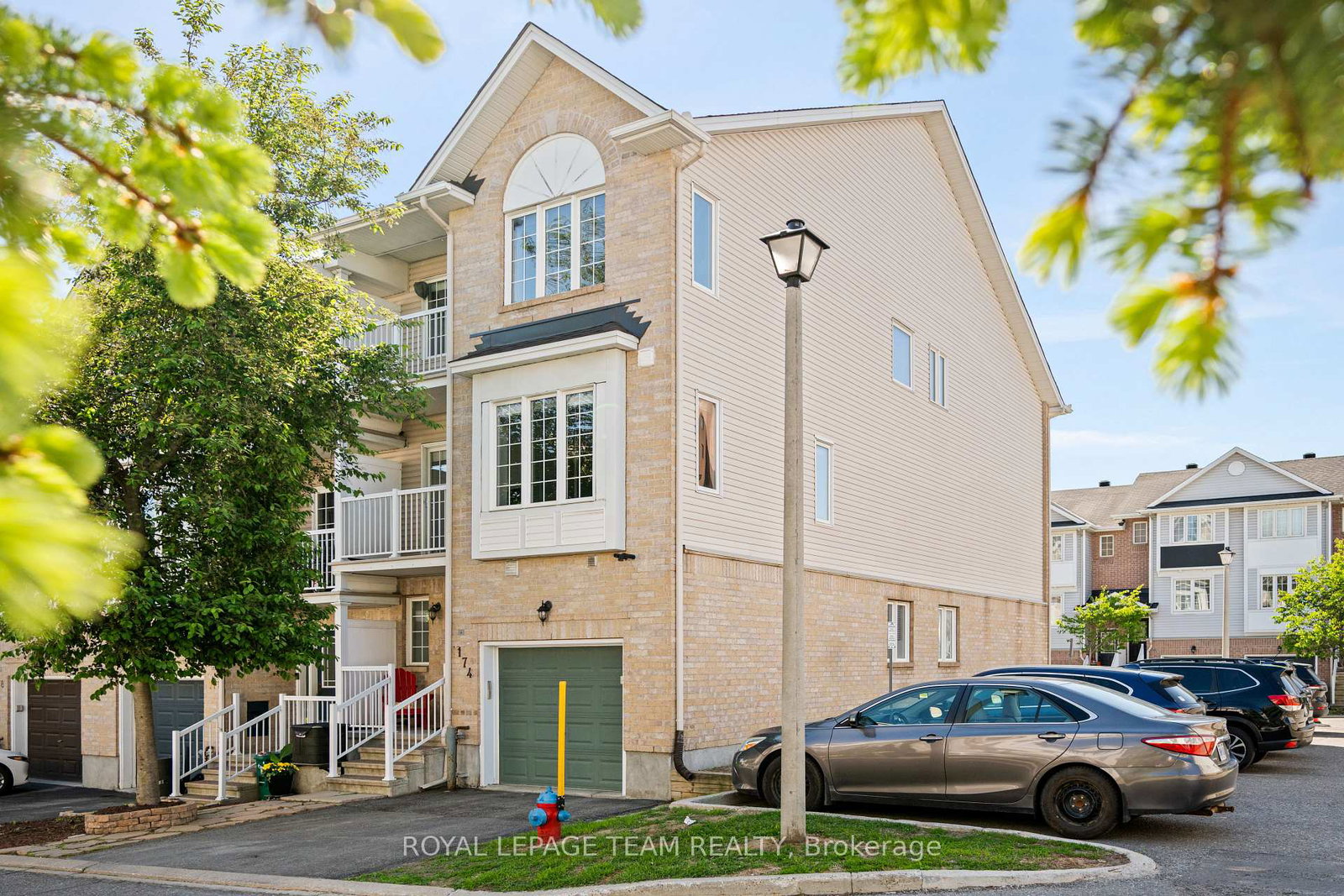 174-fordham-private-ottawa-ontario-x13489792