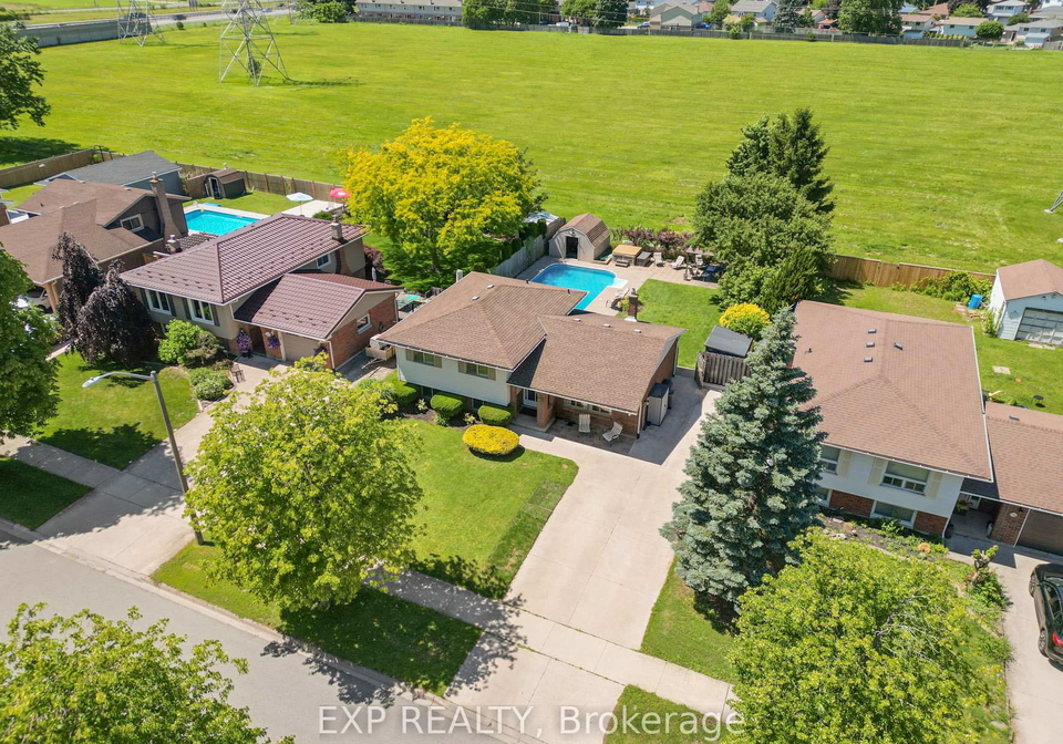 7195-westfield-drive-niagara-falls-ontario-x13489794