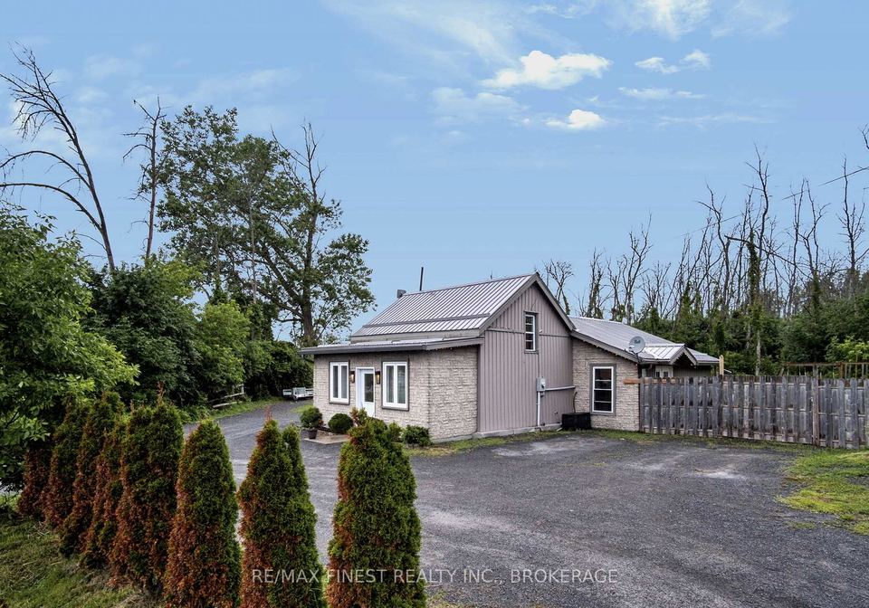 8297-county-road-2-greater-napanee-ontario-x13489916