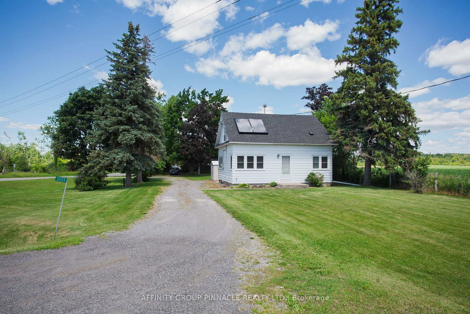 3555-7-highway-kawartha-lakes-ontario-x13489942