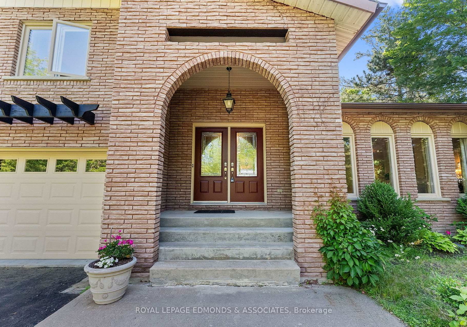 37-selley-street-petawawa-ontario-x13489962