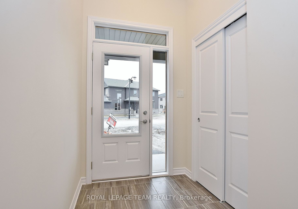30-rookie-crescent-kanata-ontario-x13489996