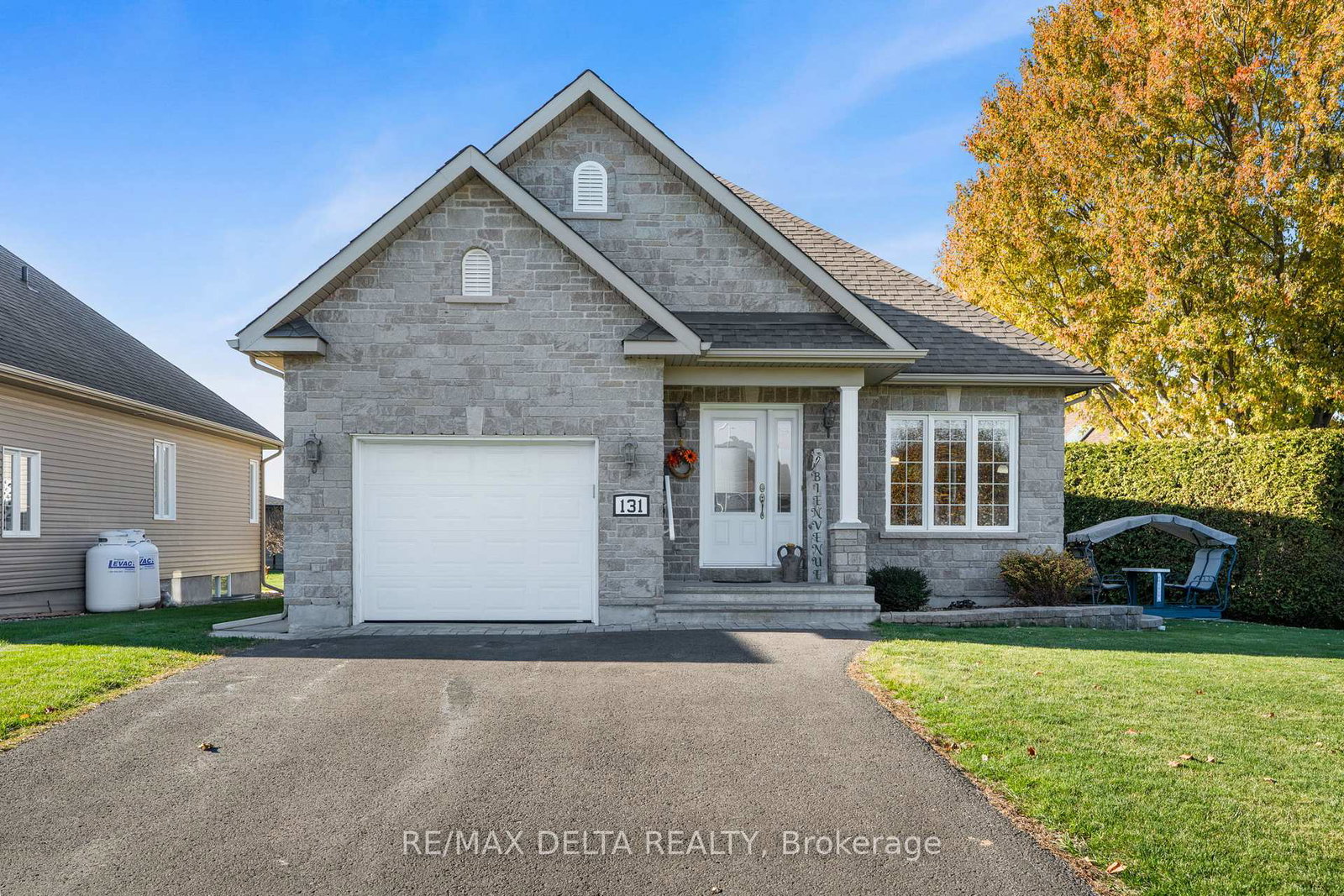 131-caledonia-road-the-nation-ontario-x13490000