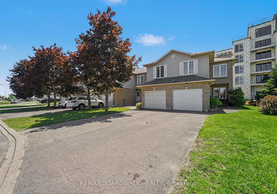 38-roger-crescent-casselman-ontario-x13490044