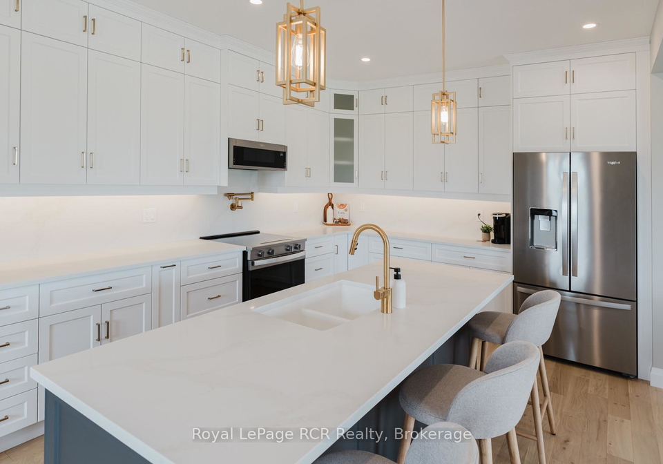 268-schmidt-drive-wellington-north-ontario-x13490202