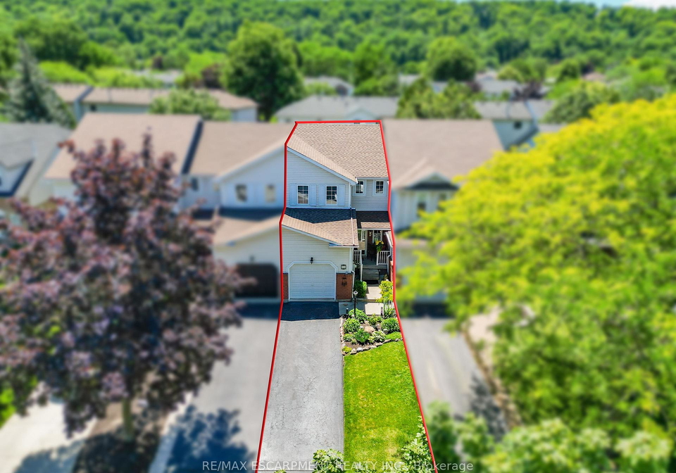 16-walker-court-grimsby-ontario-x13490256