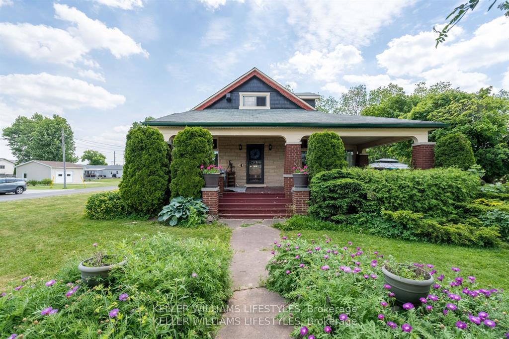 93-sarah-street-lambton-shores-ontario-x13490318