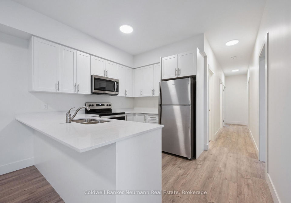 8-orchard-crescent-guelph-ontario-x13490602