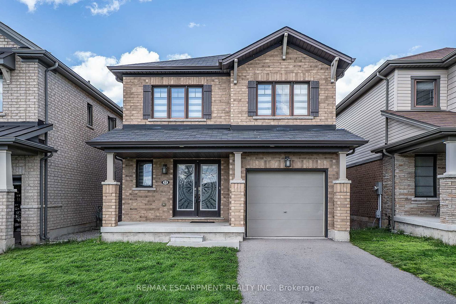 32-hedges-crescent-hamilton-ontario-x13490688