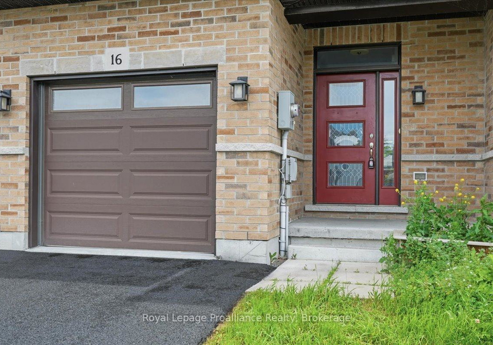 16-ledgerock-court-quinte-west-ontario-x13490724