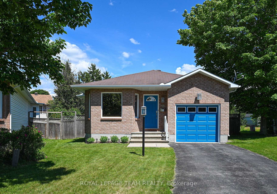13-candow-crescent-ottawa-ontario-x13490848