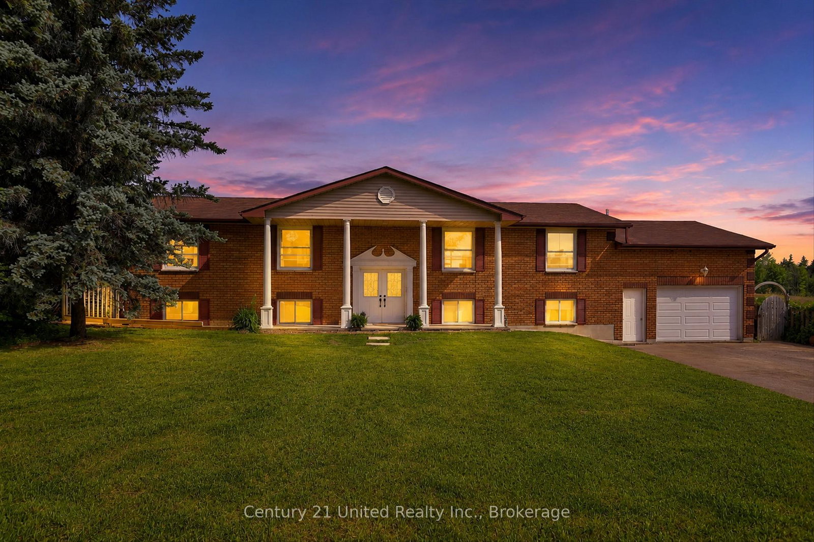 850-listowel-line-selwyn-ontario-x13490880