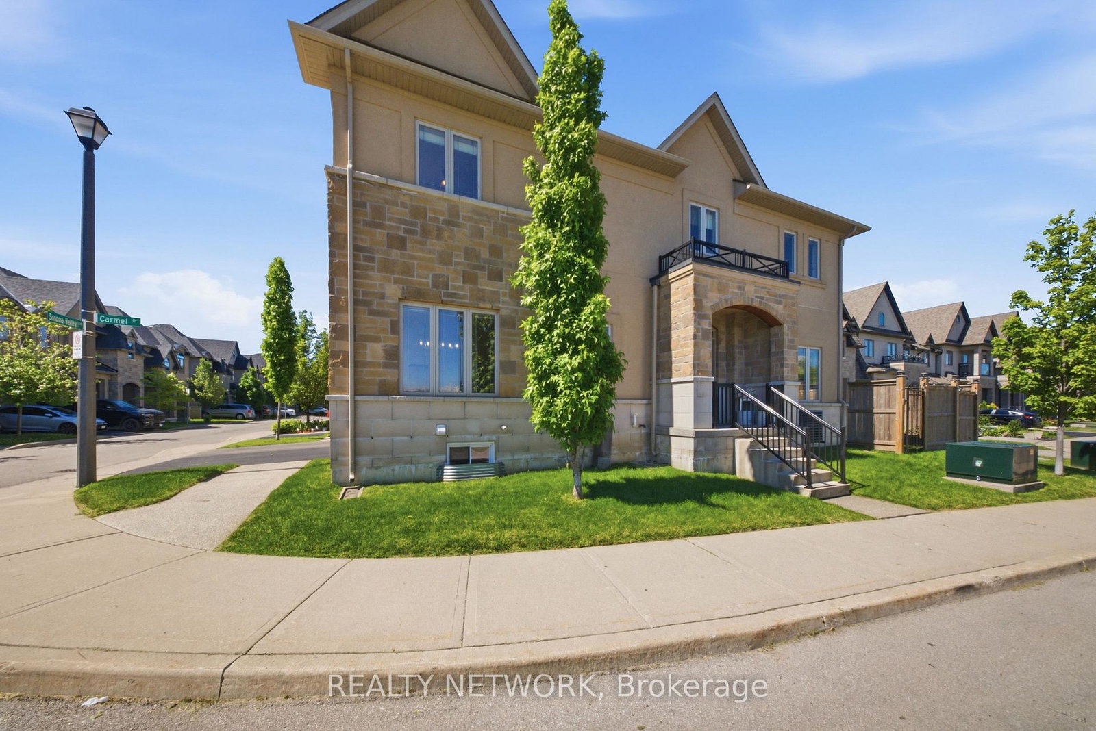 104-sonoma-valley-crescent-hamilton-ontario-x13491286