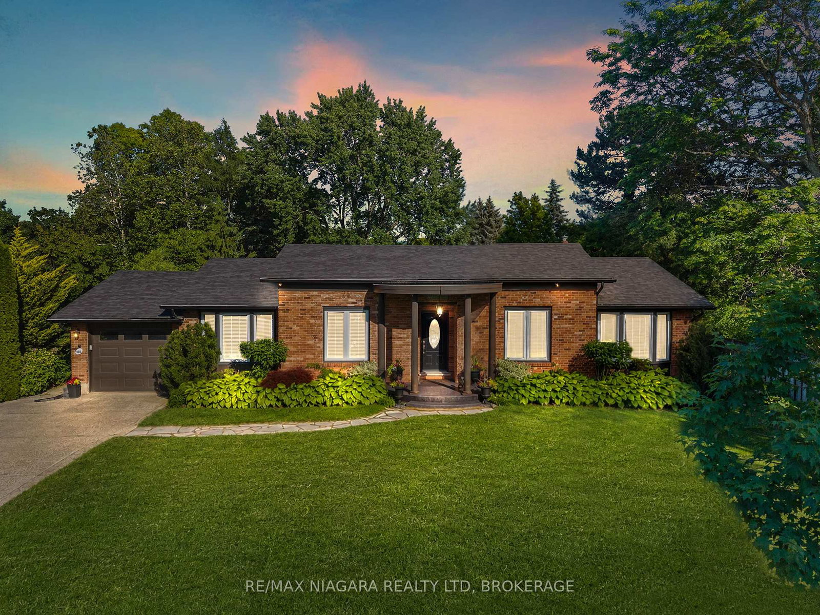 360-dorchester-street-niagara-on-the-lake-ontario-x13491380