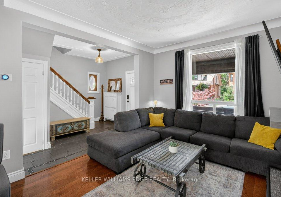 225-prospect-street-s-hamilton-ontario-x13491484