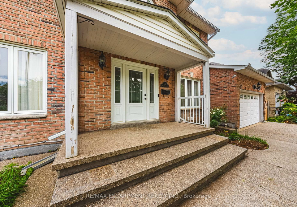 21-moss-boulevard-hamilton-ontario-x13491654
