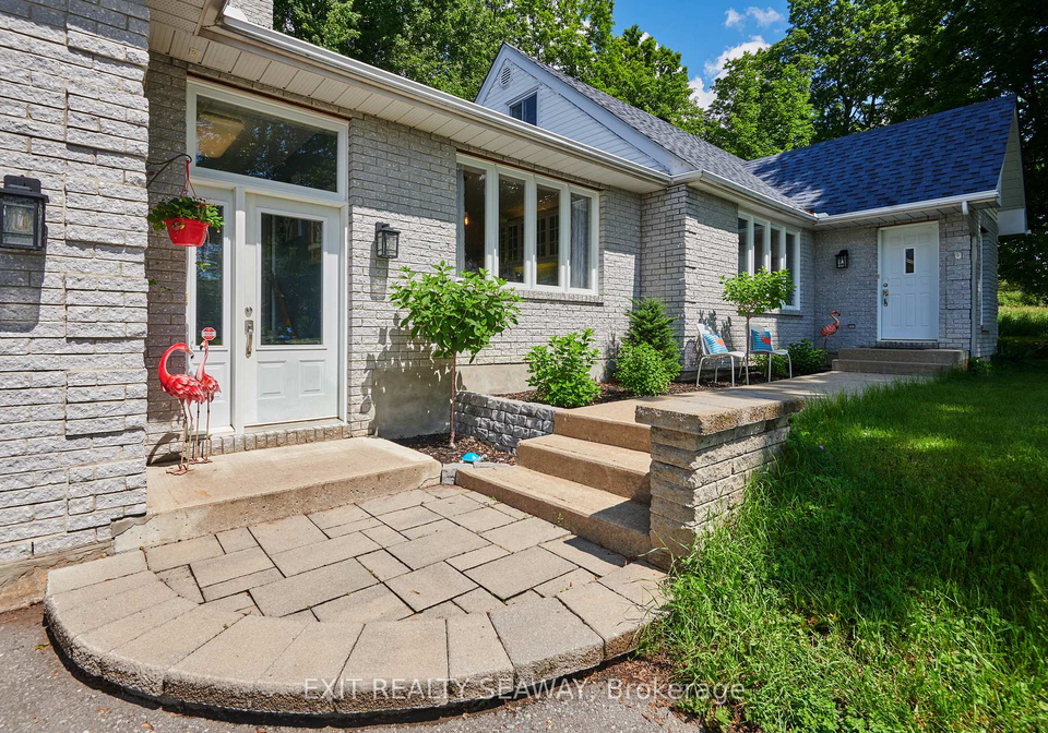 20199-county-road-2-south-glengarry-ontario-x13491760