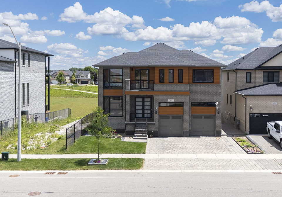 42-grandville-circle-brant-ontario-x13491824