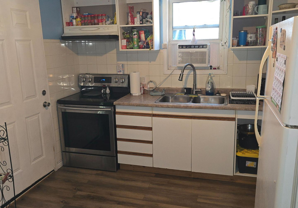 1001-oxford-street-e-london-east-ontario-x13491846