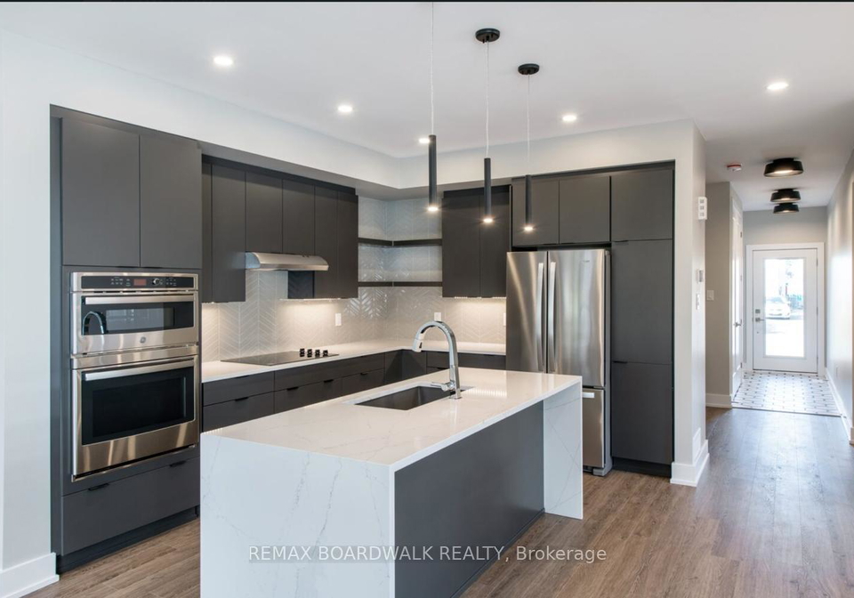 2928-ahearn-avenue-ottawa-ontario-x13491882