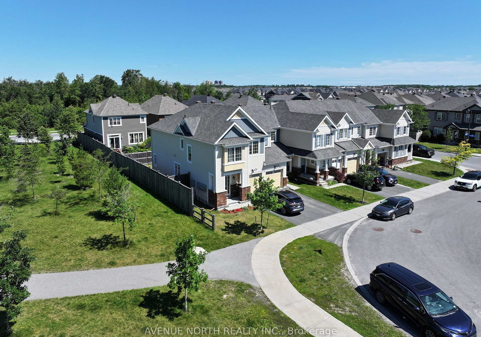558-ensatina-crescent-ottawa-ontario-x13491902