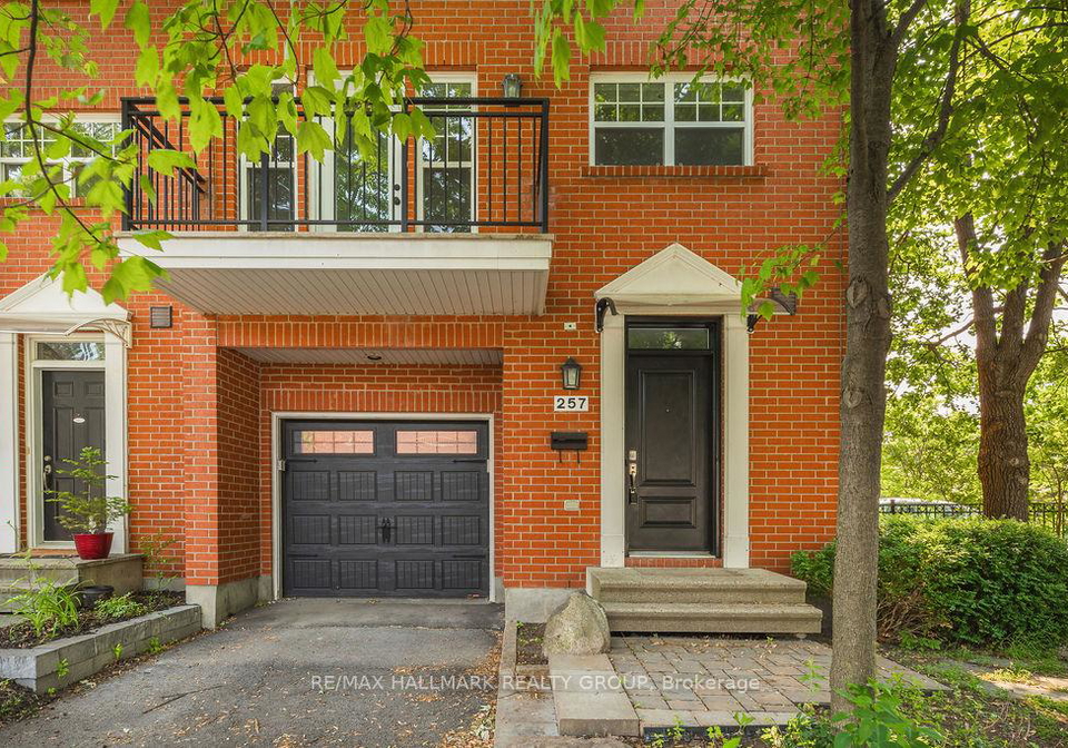 257-mart-circle-ottawa-ontario-x13491956
