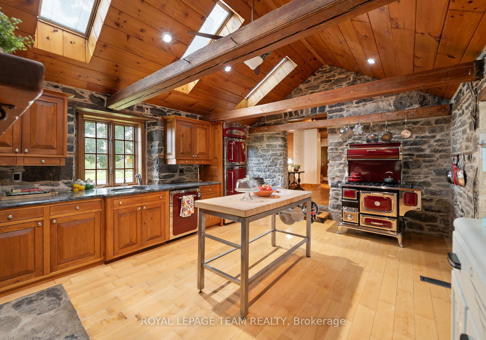 16635-county-road-36-south-stormont-ontario-x13492556