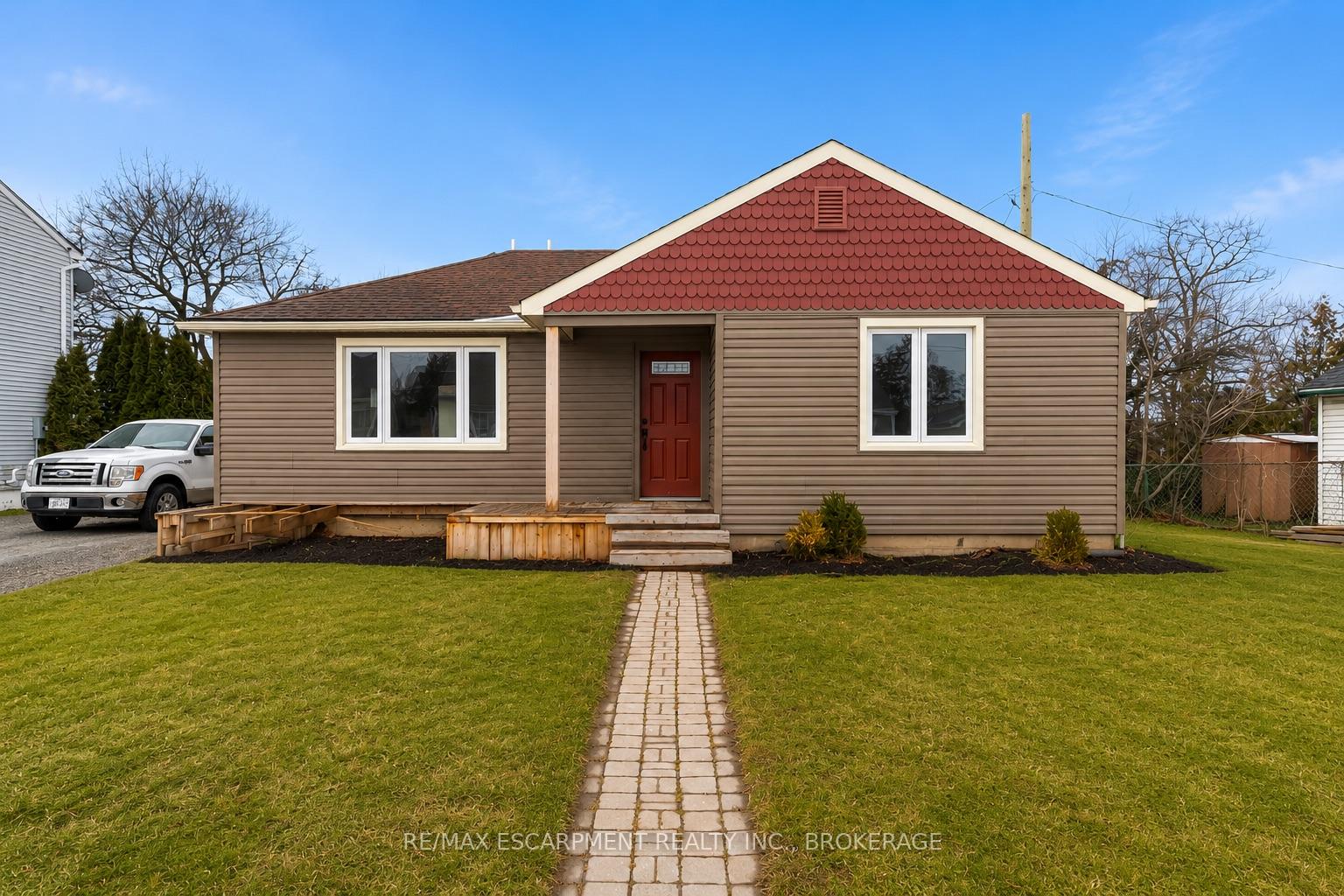 18-princess-street-st-catharines-ontario-x13492628