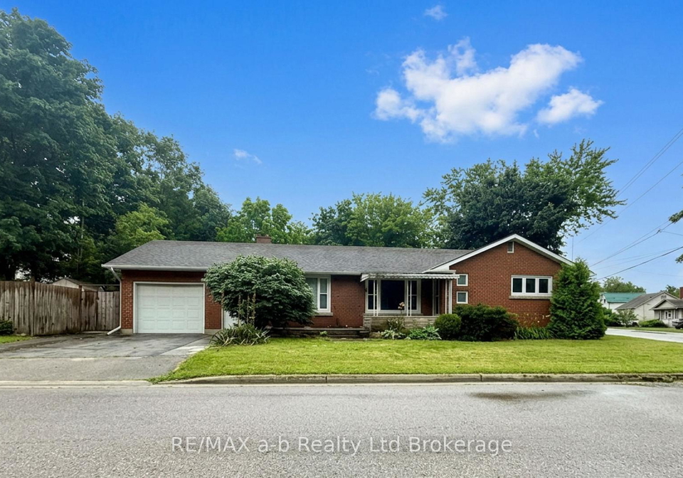 58-victoria-street-tillsonburg-ontario-x13492732