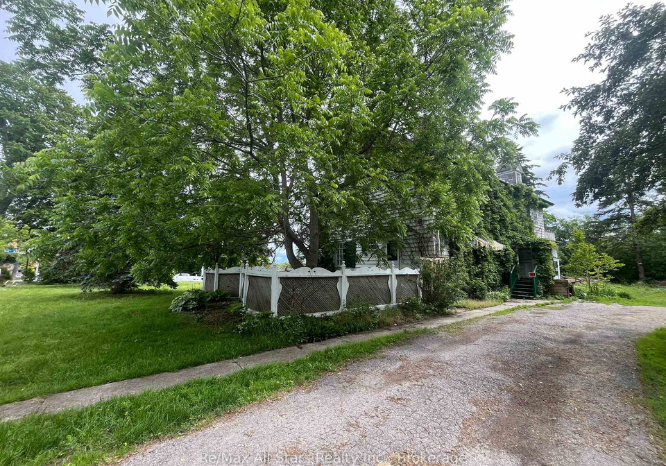 173-lindsay-street-s-kawartha-lakes-ontario-x13492818