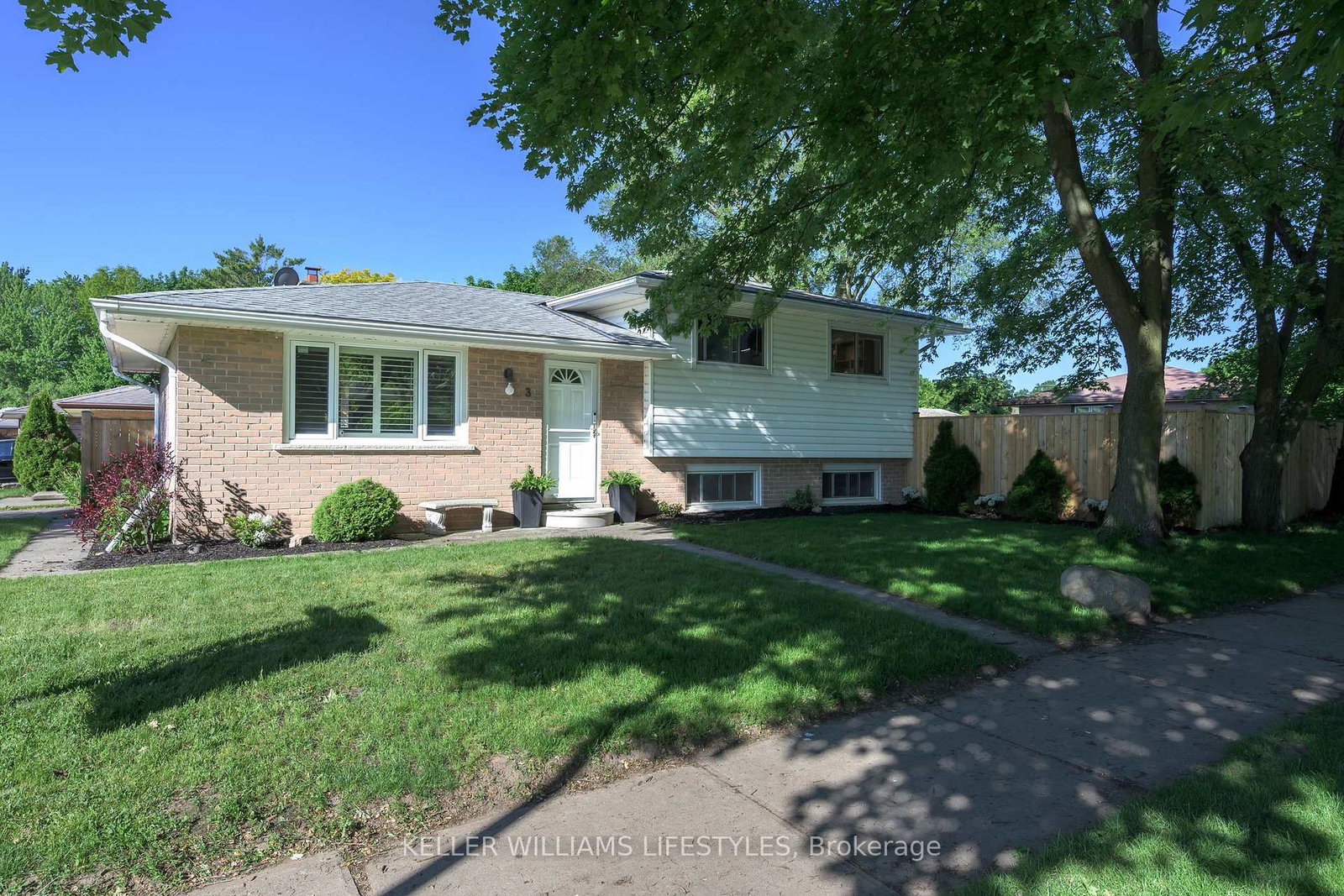3-baffin-place-london-east-ontario-x13492854