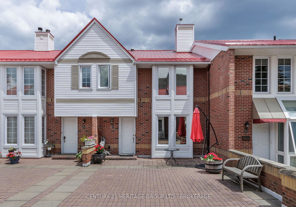 1-place-darmes-kingston-ontario-x13492910