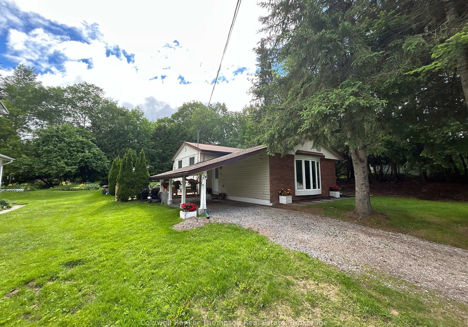 24-centre-street-n-huntsville-ontario-x13492948