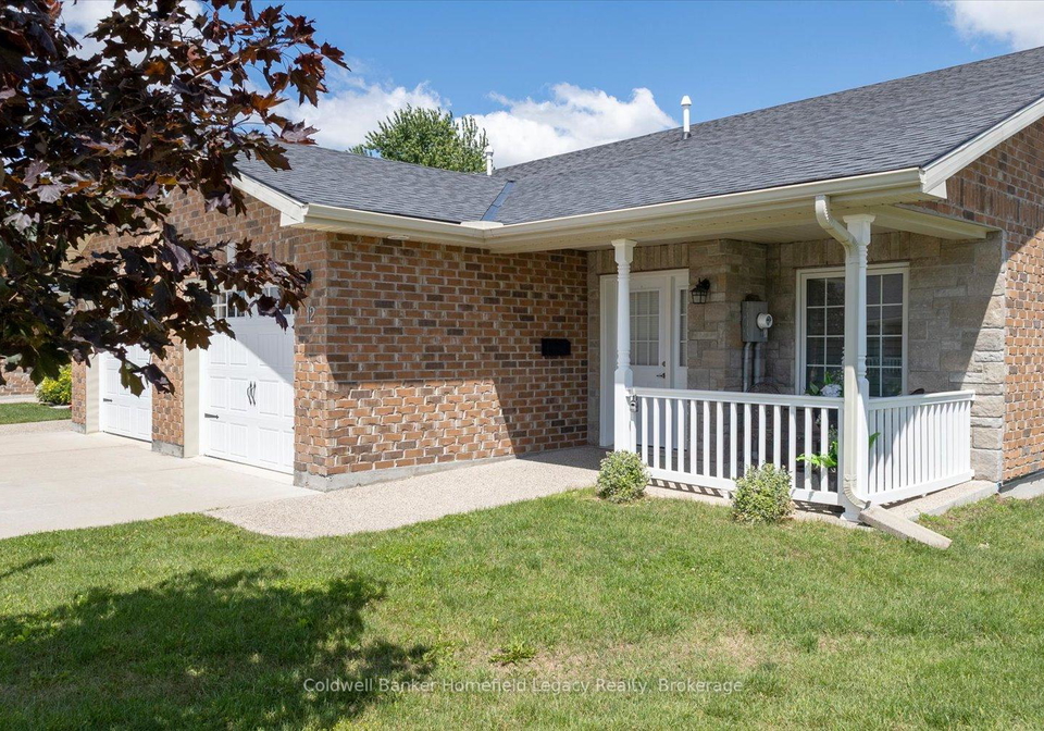 12-devon-drive-e-south-huron-ontario-x13492988