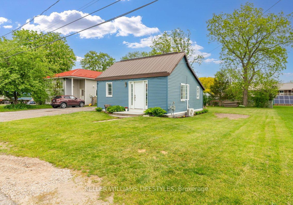 30-queen-street-w-lambton-shores-ontario-x13493082