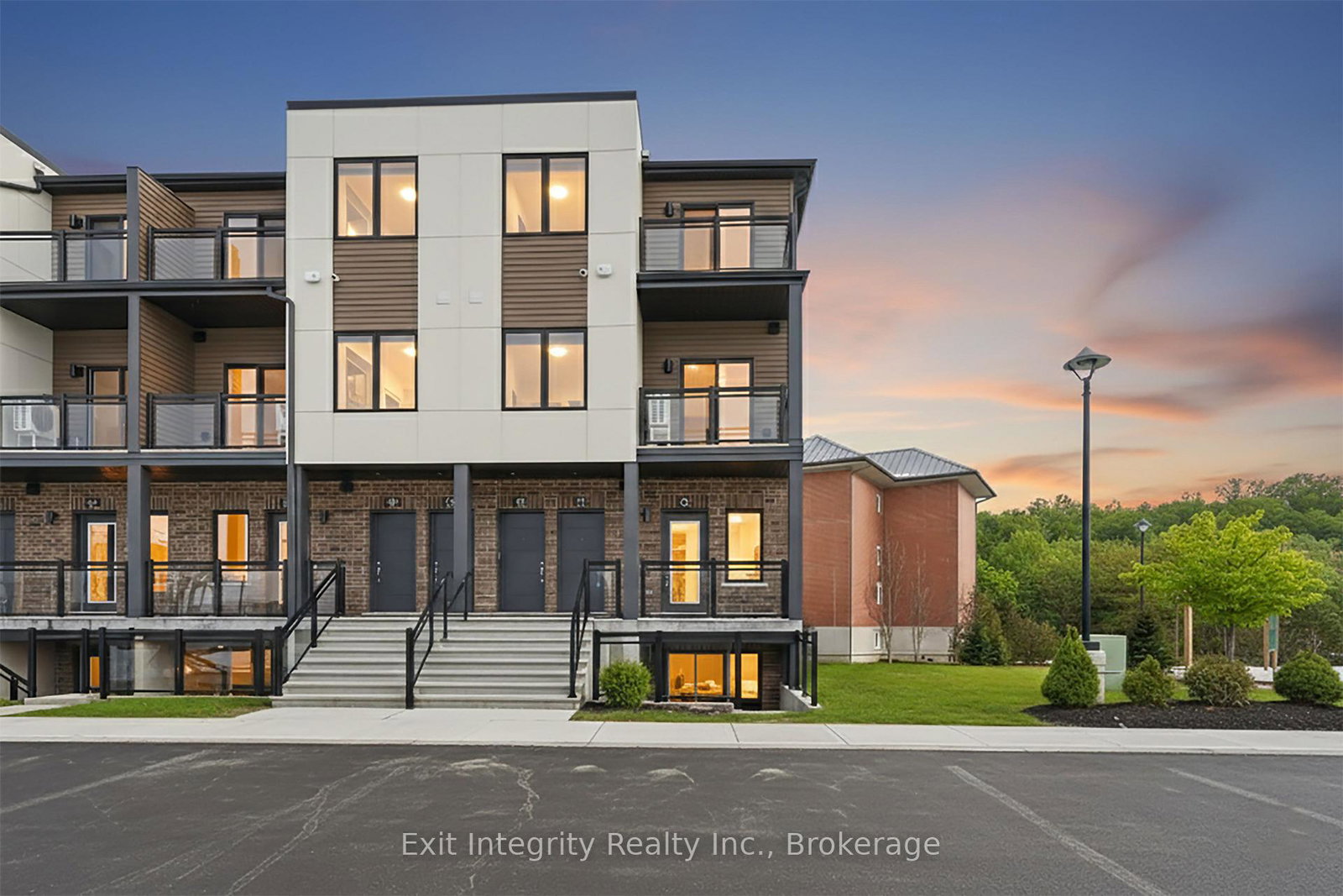 42-lowes-road-w-guelph-ontario-x13493190