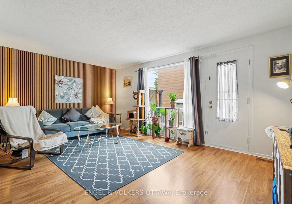 7882-jeanne-darc-boulevard-ottawa-ontario-x13493404