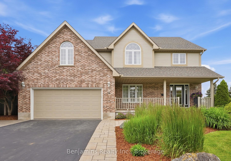 36-weberlyn-crescent-woolwich-ontario-x13493538