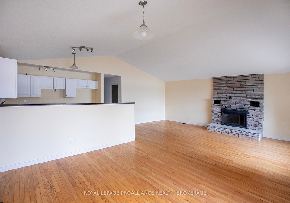 4502-red-maple-lane-frontenac-ontario-x13493634