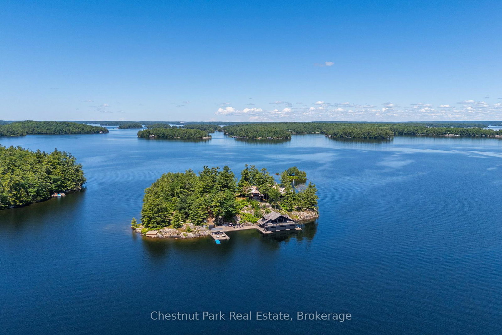 1-onaway-island-r21-muskoka-lakes-ontario-x13493762