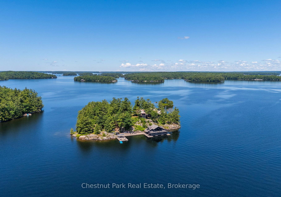 1-onaway-island-r21-muskoka-lakes-ontario-x13493762
