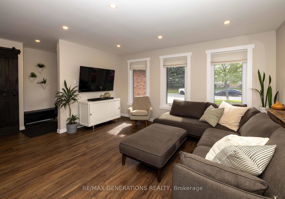 212-downing-street-thunder-bay-ontario-x13493780