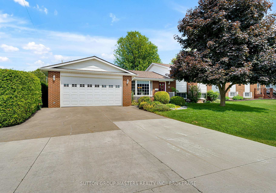 15-bakers-lane-loyalist-ontario-x13493782