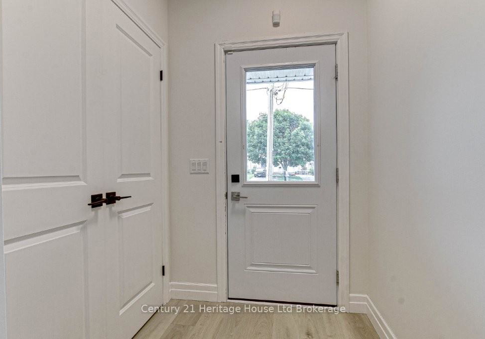 50-blandford-street-woodstock-ontario-x13494156