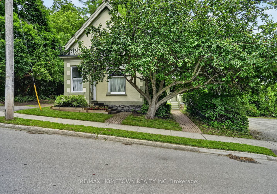 33-park-street-brockville-ontario-x13494182
