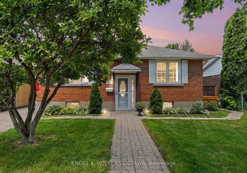 325-summit-avenue-ottawa-ontario-x13494484