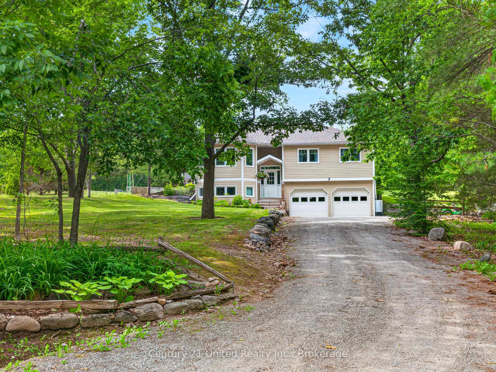 3034-clear-lake-road-selwyn-ontario-x13494502
